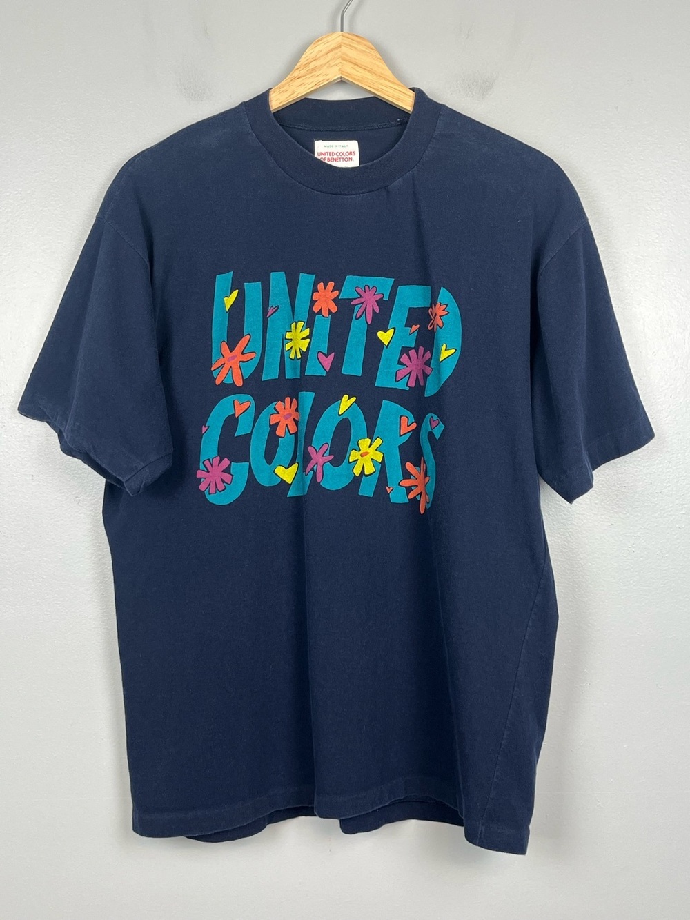 Vintage United Colors of Benetton navy graphic single stitch t-shirt, medium.